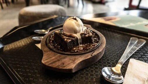 brownie, sizzler, hot-2342762.jpg